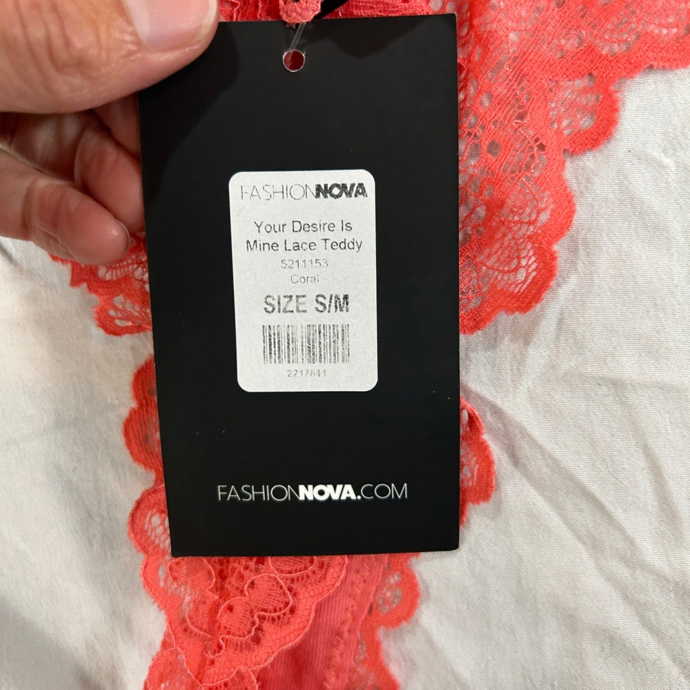 Fashion Nova Your Desire Is Mine Lace Teddy Coral Halter Lingerie S/M NEW - Picture 7 of 11